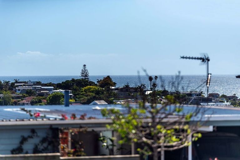 Photo of property in 1/30 Sunrise Avenue, Mairangi Bay, Auckland, 0630