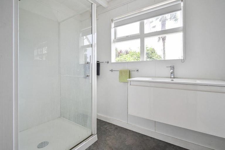 Photo of property in 140 Napier Road, Havelock North, 4130