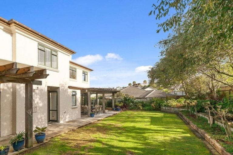 Photo of property in 39 Regency Park Drive, Gulf Harbour, Whangaparaoa, 0930