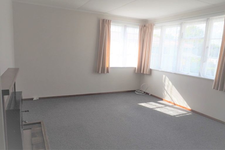 Photo of property in 77 Stout Street, Shannon, 4821