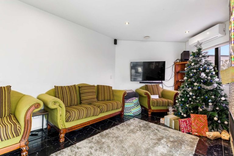 Photo of property in 6/79 Ranfurly Road, Alfriston, Auckland, 2105