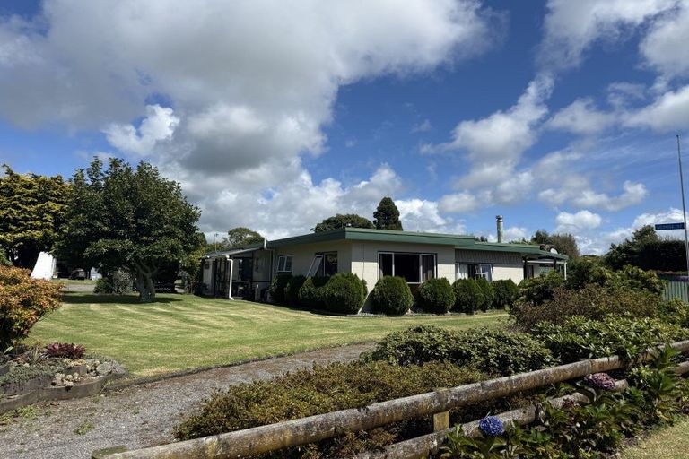 Photo of property in 7 Joll Street, Waitara, 4383