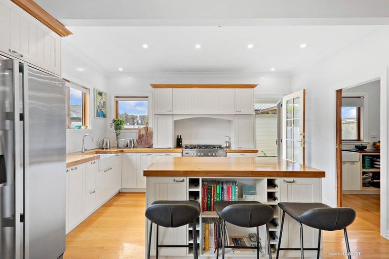 Photo of property in 25 Main Street, Greytown, 5712