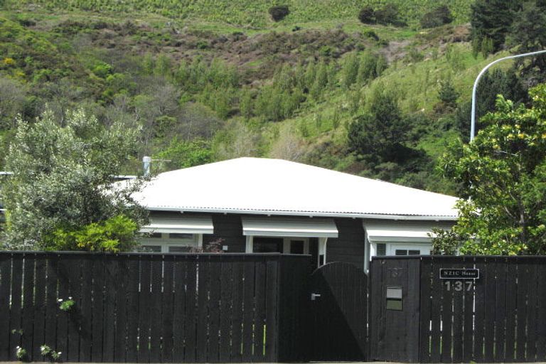 Photo of property in 137 Milton Street, The Wood, Nelson, 7010