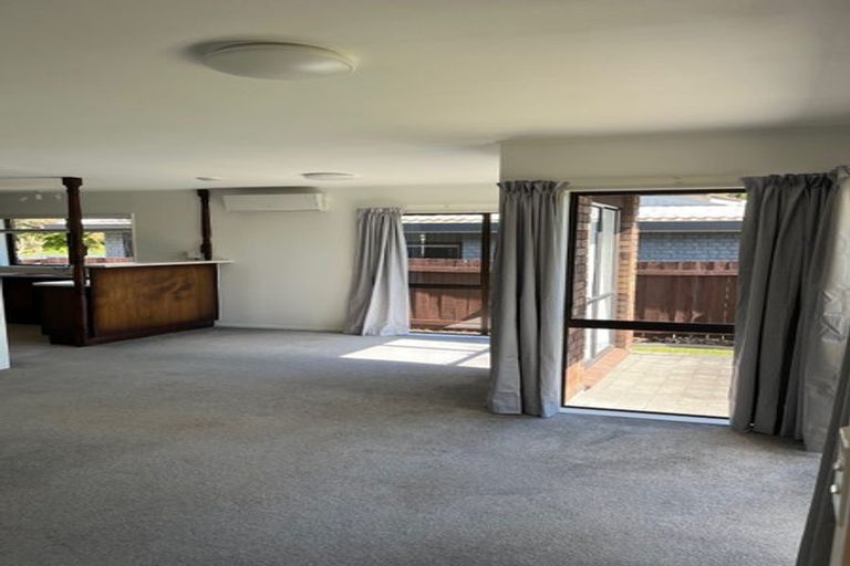 Photo of property in 3/8 Pukeko Place, Papatoetoe, Auckland, 2025