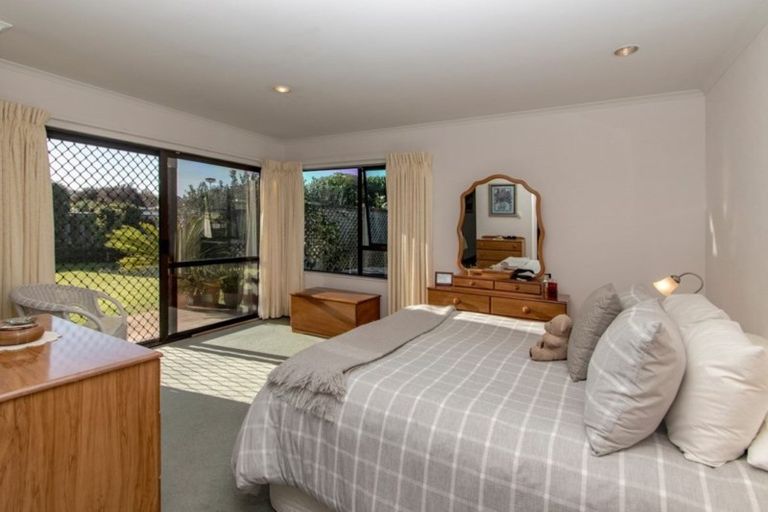 Photo of property in 205 Auckland Road, Greenmeadows, Napier, 4112