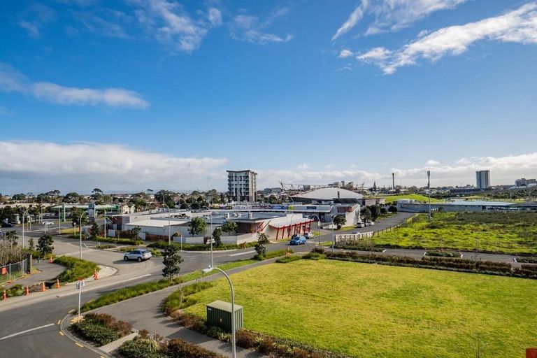 Photo of property in 7/1 Coral Tree Avenue, Wiri, Auckland, 2104