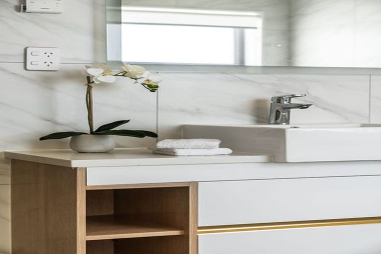 Photo of property in 25 Roa Avenue, Hobsonville, Auckland, 0616