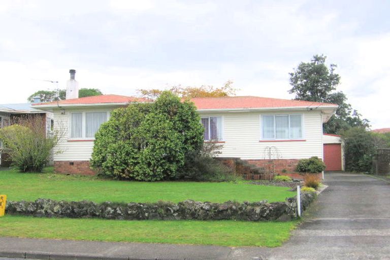 Photo of property in 42 Rogers Road, Manurewa, Auckland, 2102