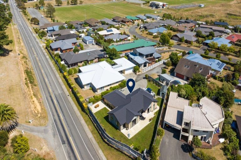 Photo of property in 10 Admiralty Place, Waikawa, Picton, 7220