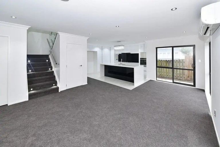 Photo of property in 14a Birdwood Avenue, Papatoetoe, Auckland, 2025