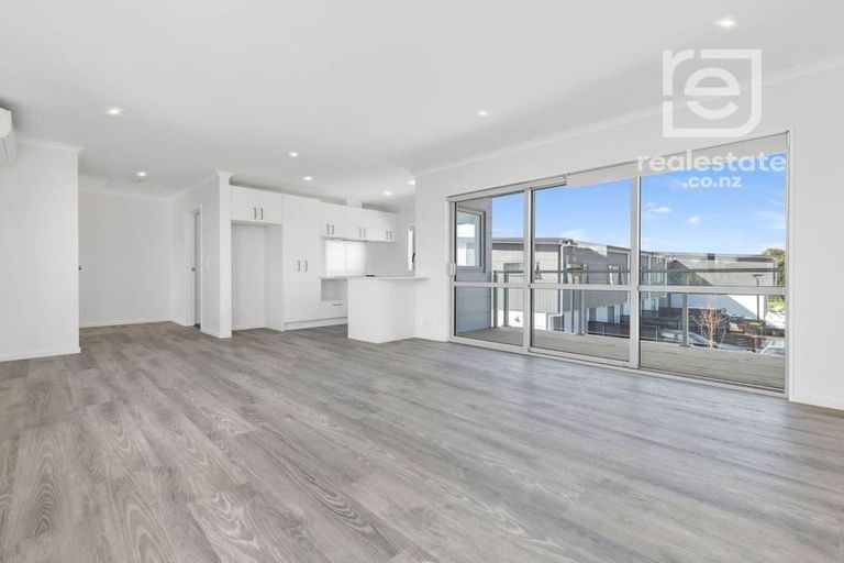 Photo of property in 13b Sealord Place, Manurewa, Auckland, 2102