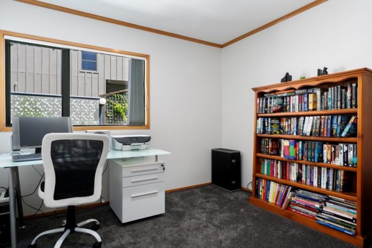 Photo of property in 16 Rhodes Fall, Rangatira Park, Taupo, 3330