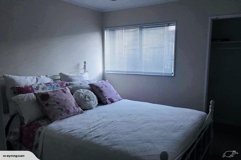 Photo of property in 16 Bob Charles Drive, Golflands, Auckland, 2013