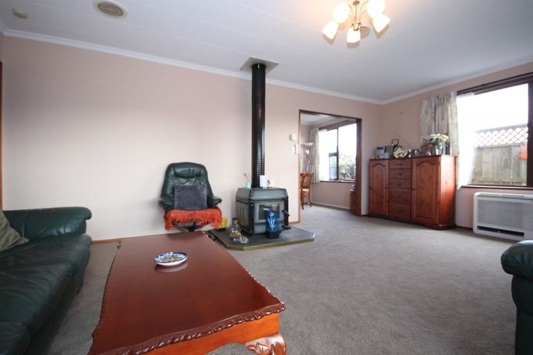 Photo of property in 40 Renfrew Street, Waikiwi, Invercargill, 9810
