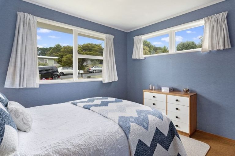 Photo of property in 22 Mawson Avenue, Torbay, Auckland, 0630