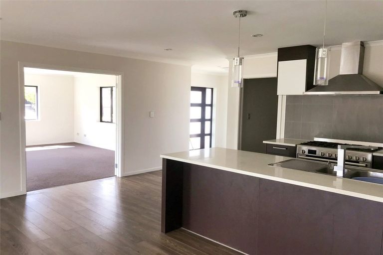 Photo of property in 34 Longbow Terrace, Flagstaff, Hamilton, 3210