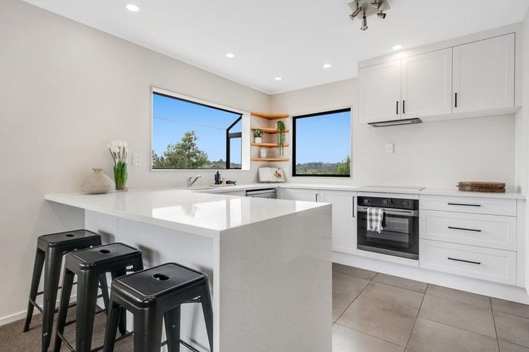 Photo of property in 5 Onewhero Road, Kaukapakapa, Warkworth, 0984