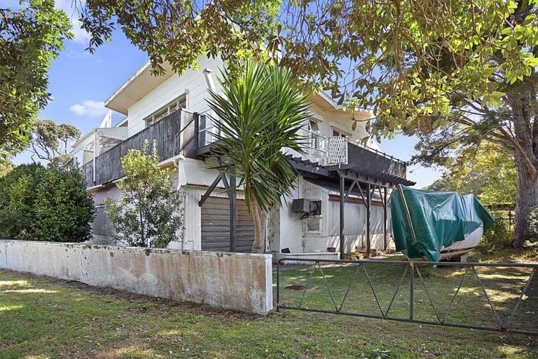 Photo of property in 4b Roretana Drive, Athenree, Waihi Beach, 3177