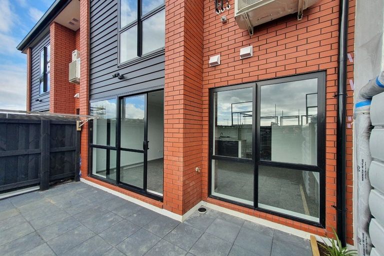 Photo of property in 24 Shortfin Place, Flat Bush, Auckland, 2019