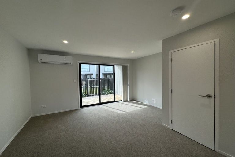 Photo of property in 65 Huri Street, Mangere Bridge, Auckland, 2022