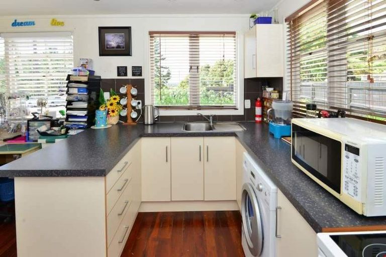 Photo of property in 30 Trig Road, Whenuapai, Auckland, 0618