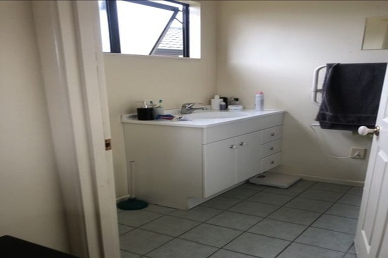 Photo of property in 5 Central Park, Paraparaumu Beach, Paraparaumu, 5032