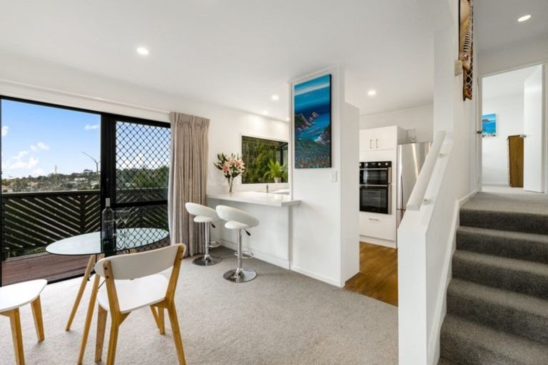 Photo of property in 1/547 East Coast Road, Browns Bay, Auckland, 0630