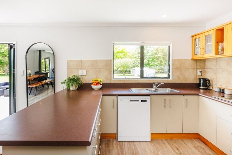 Photo of property in 1999 Longburn Rongotea Road, Longburn, Palmerston North, 4475