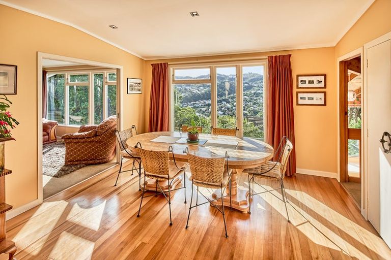 Photo of property in 33 Collier Avenue, Karori, Wellington, 6012