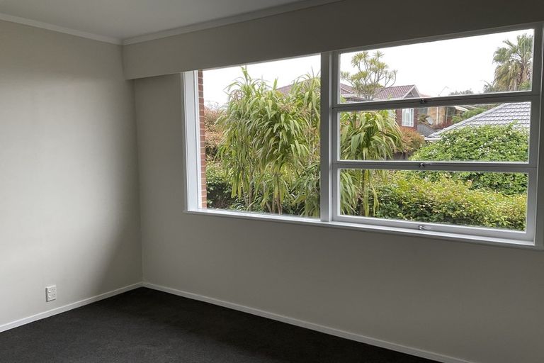 Photo of property in 2/28 Norman Road, Hauraki, Auckland, 0622