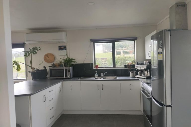 Photo of property in 186 Pukehina Parade, Pukehina, Te Puke, 3189