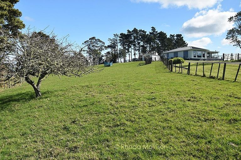 Photo of property in 246 Pahi Road, Pahi, Paparoa, 0571