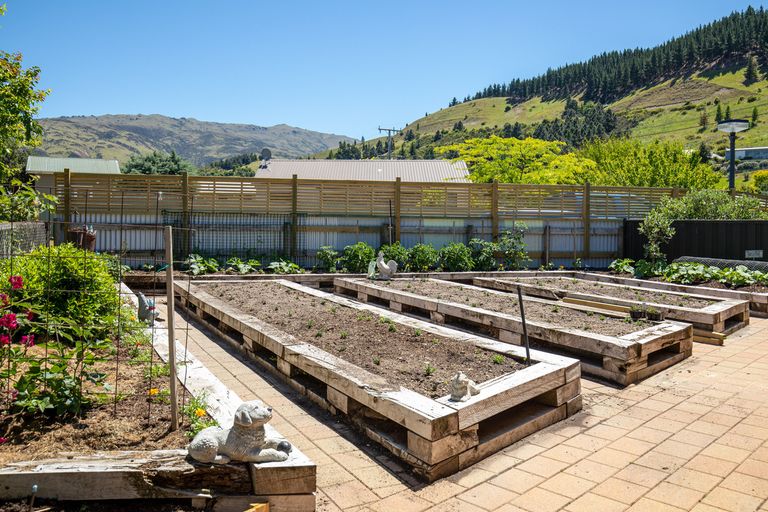 Photo of property in 77 Hazlett Street, Clyde, 9330