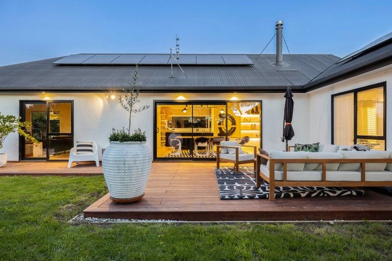 Photo of property in 43 West Belt, Rangiora, 7400