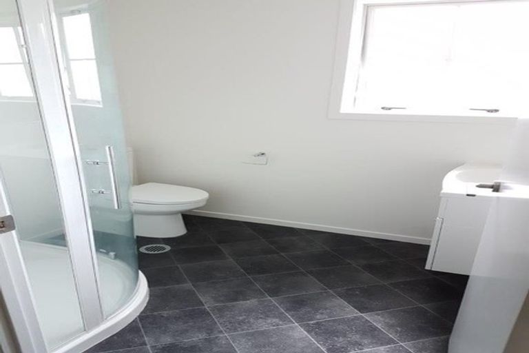 Photo of property in 6 Chiefs Court, Hamilton East, Hamilton, 3216