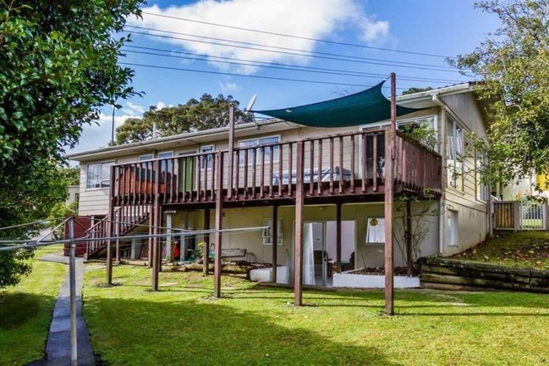 Photo of property in 69 Captain Scott Road, Glen Eden, Auckland, 0602