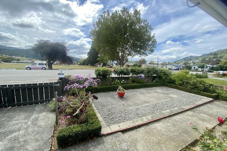 Photo of property in Nelson Square, Picton, 7220