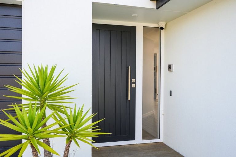 Photo of property in 6 Monarch Drive, Ashhurst, 4810