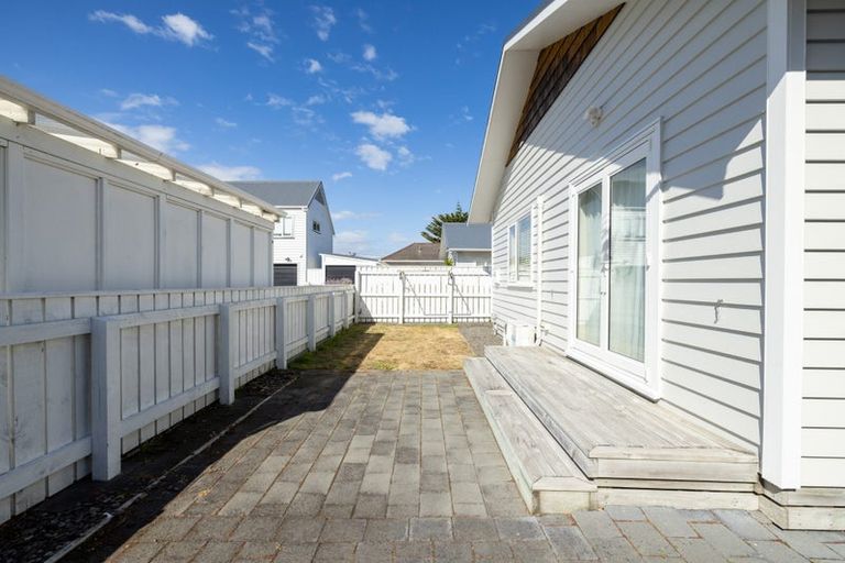 Photo of property in 401 Broadway, Miramar, Wellington, 6022