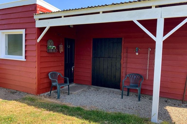 Photo of property in 64 Waihao Back Road, Waimate, 7979
