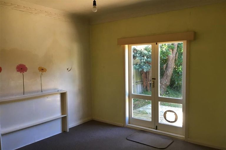 Photo of property in 27 Beaumont Avenue, Alicetown, Lower Hutt, 5010