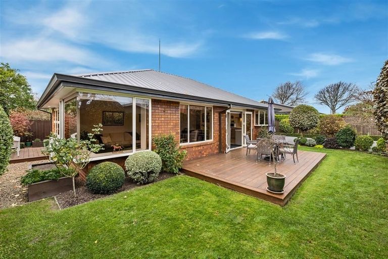 Photo of property in 440a Harewood Road, Harewood, Christchurch, 8051