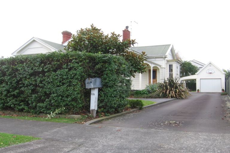 Photo of property in 139 Russell Street, Palmerston North, 4414