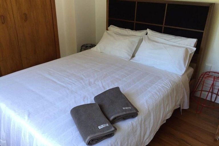 Photo of property in 6 Long Street, Torbay, Auckland, 0630