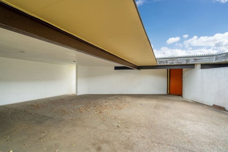 Photo of property in 22 Manurere Avenue, Takapuna, Auckland, 0622