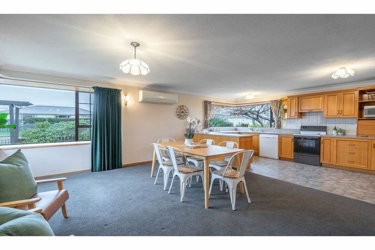 Photo of property in 112 Edinburgh Crescent, Waikiwi, Invercargill, 9810