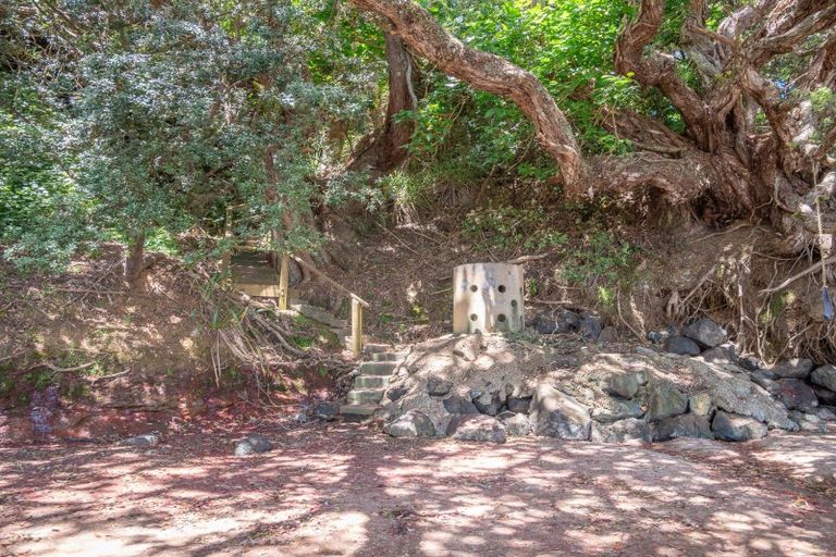 Photo of property in 22 Kupe Road, Coopers Beach, 0420