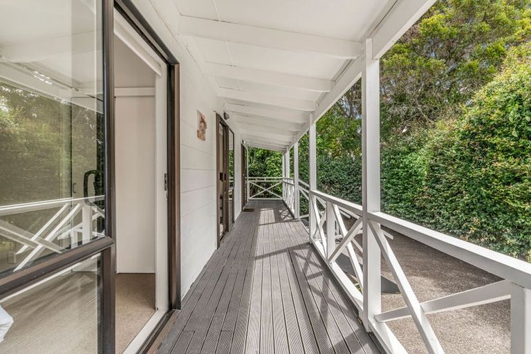 Photo of property in 1/47 Farquhar Road, Glendene, Auckland, 0602