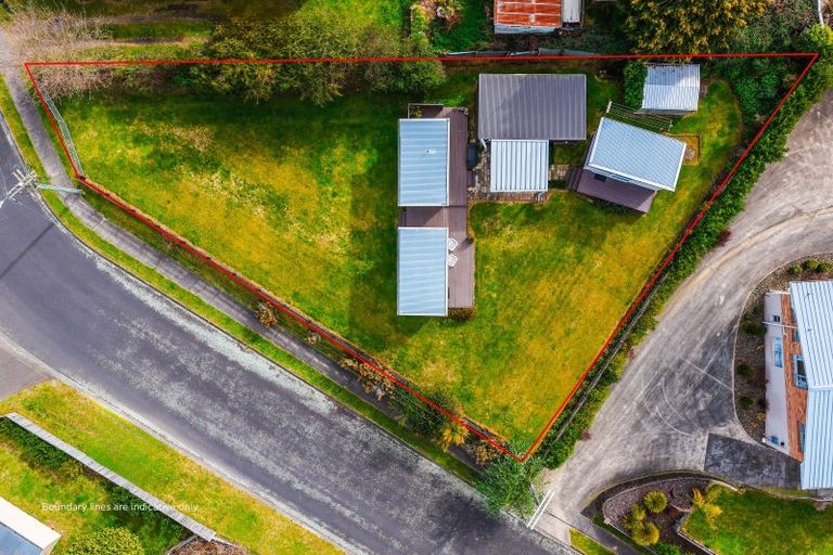 Photo of property in 18 Moana Crescent, Mangakino, 3421